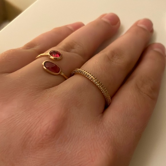 Pandora lucky bottle cap ring set! 14K gold plated and 925 silver Size 7 US - Picture 3 of 14